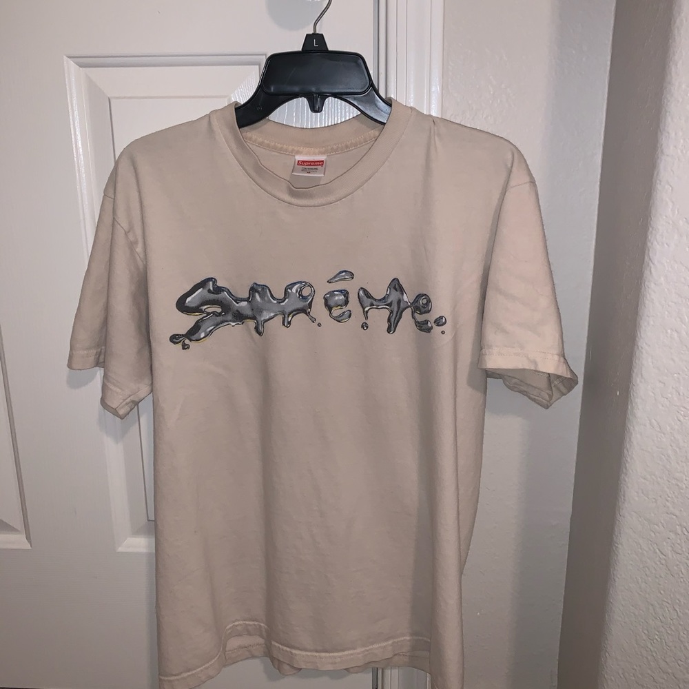 Supreme natural liquid tee